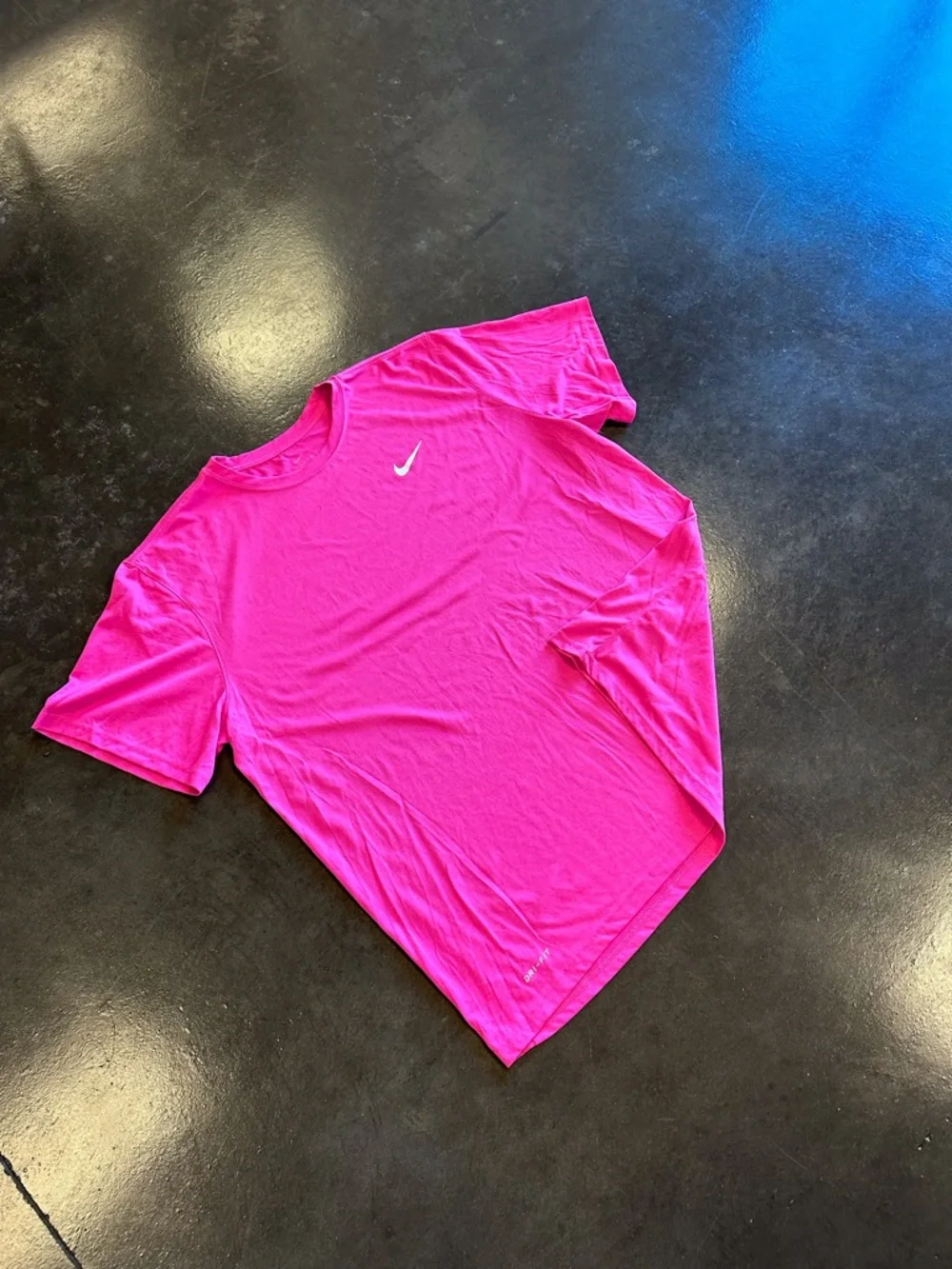 Nike dri-fit hot pink - Picture 2 of 5